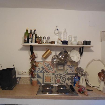 Steinhaus Mit Terrasse Lejlighed Rovinj Eksteriør billede