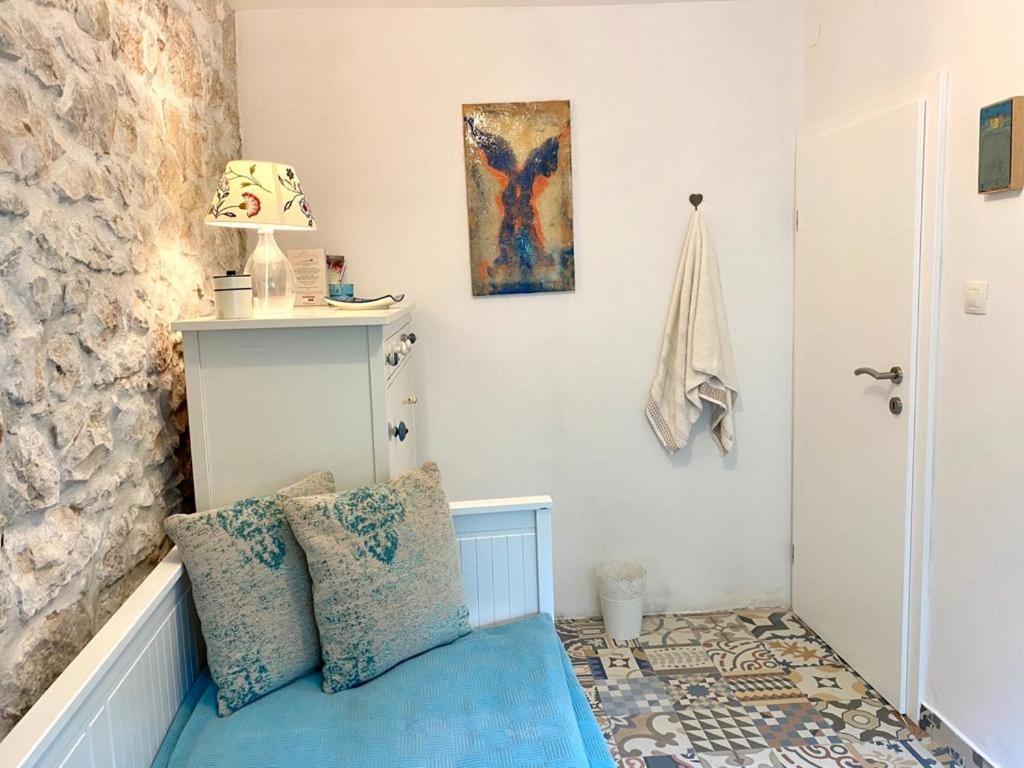Steinhaus Mit Terrasse Lejlighed Rovinj Eksteriør billede